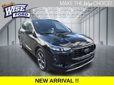 2023 Ford Escape Hybrid ST-Line Select