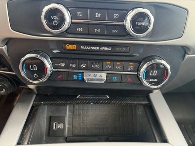 2022 Ford F-350SD Platinum