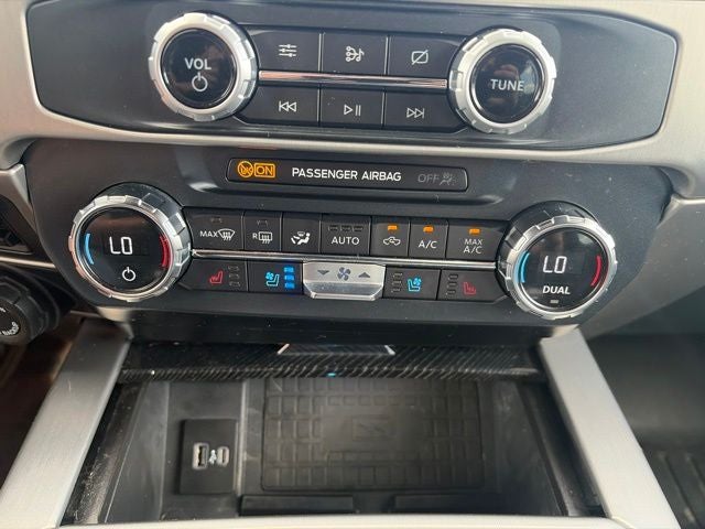 2022 Ford F-350SD Platinum