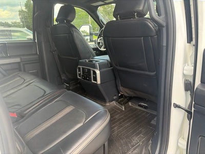 2022 Ford F-350SD Platinum