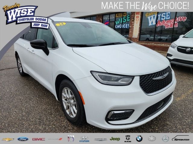 2024 Chrysler Pacifica Touring L