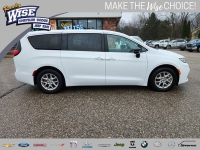 2024 Chrysler Pacifica Touring L