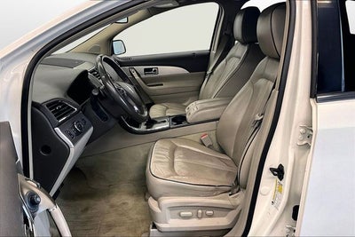 2013 Lincoln MKX Base