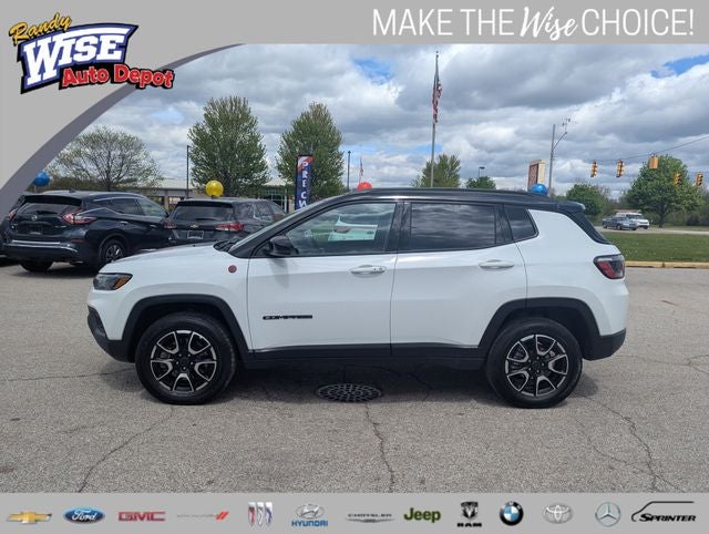 2025 Jeep Compass Trailhawk