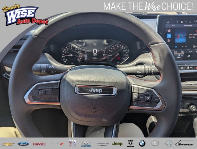 2025 Jeep Compass Trailhawk - Photo 11