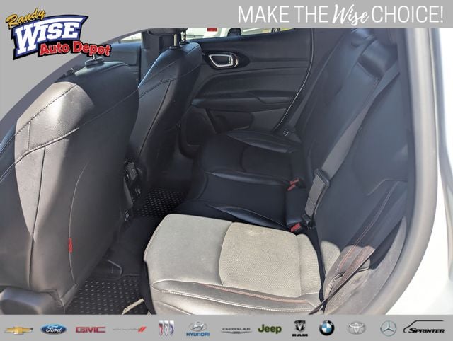 2025 Jeep Compass Trailhawk - Photo 17