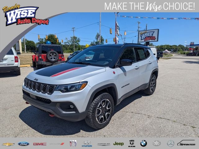 2025 Jeep Compass Trailhawk - Photo 7