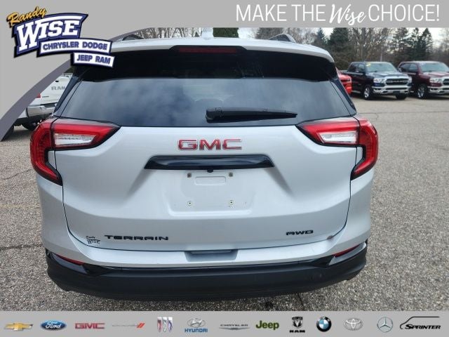 2022 GMC Terrain SLE