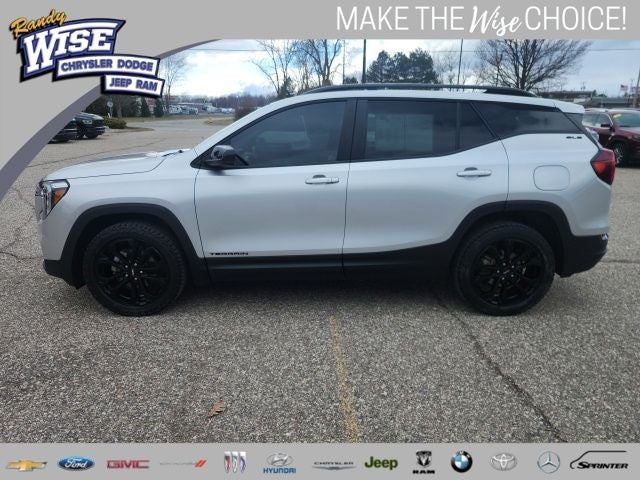 2022 GMC Terrain SLE