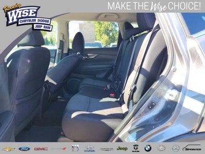 2017 Nissan Rogue SV