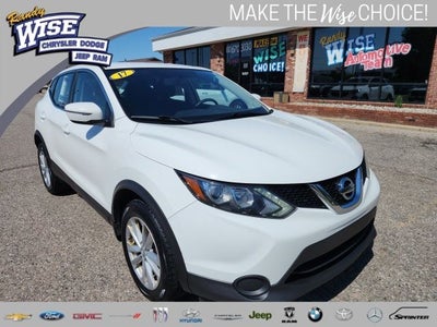 2017 Nissan Rogue Sport SV