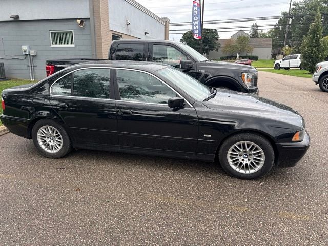 2001 BMW 5 Series 530i