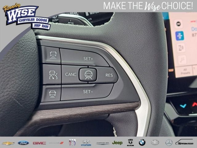 2026 Jeep Grand Cherokee GRAND CHEROKEE LAREDO ALTITUDE 4X4