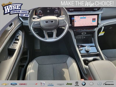 2026 Jeep Grand Cherokee GRAND CHEROKEE LAREDO ALTITUDE 4X4