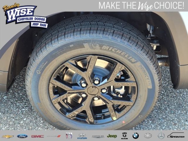 2026 Jeep Grand Cherokee GRAND CHEROKEE L LAREDO ALTITUDE 4X4