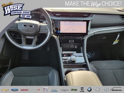 2026 Jeep Grand Cherokee GRAND CHEROKEE L LAREDO ALTITUDE 4X4