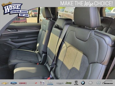 2026 Jeep Grand Cherokee GRAND CHEROKEE L LAREDO ALTITUDE 4X4