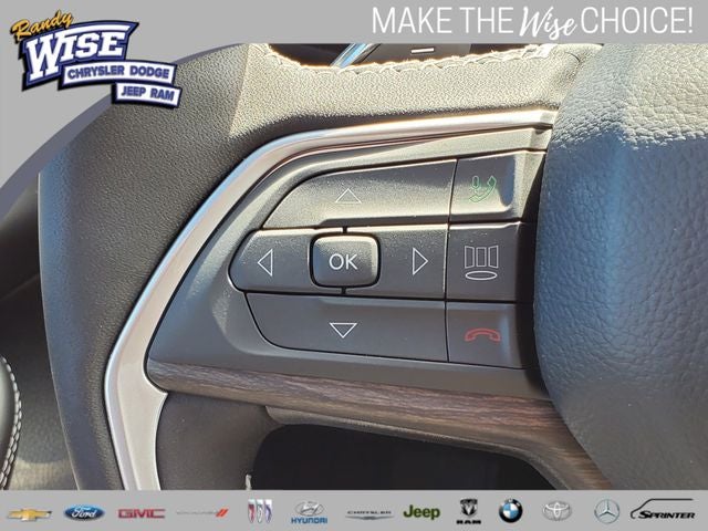 2026 Jeep Grand Cherokee GRAND CHEROKEE L LAREDO ALTITUDE 4X4
