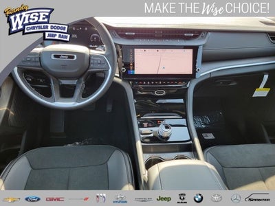 2026 Jeep Grand Cherokee GRAND CHEROKEE L LAREDO ALTITUDE 4X4