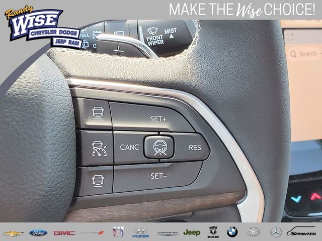 2026 Jeep Grand Cherokee GRAND CHEROKEE L LAREDO ALTITUDE 4X4