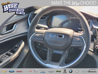 2026 Jeep Grand Cherokee GRAND CHEROKEE L LAREDO ALTITUDE 4X4