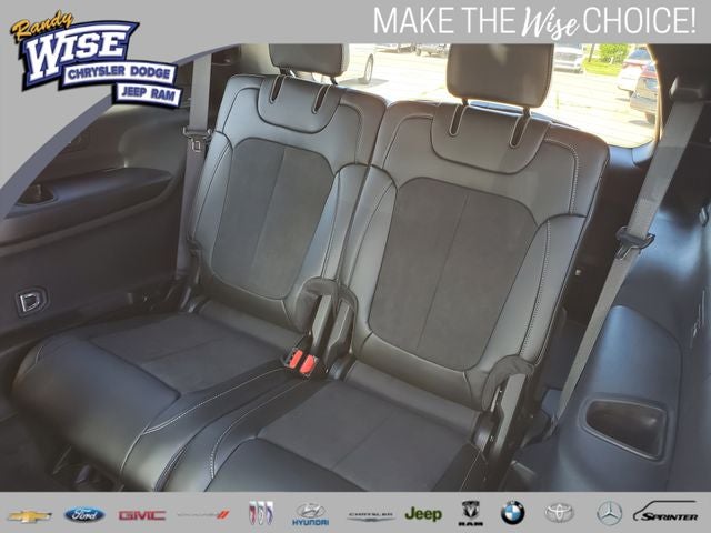 2026 Jeep Grand Cherokee GRAND CHEROKEE L LAREDO ALTITUDE 4X4