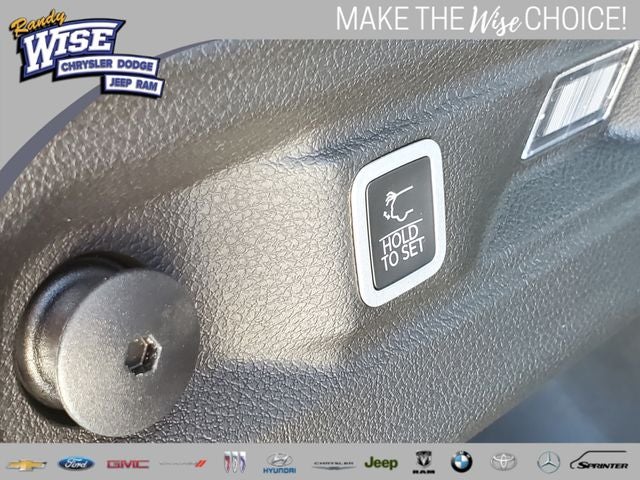 2026 Jeep Grand Cherokee GRAND CHEROKEE L LAREDO ALTITUDE 4X4