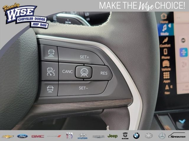 2026 Jeep Grand Cherokee GRAND CHEROKEE L LAREDO ALTITUDE 4X4