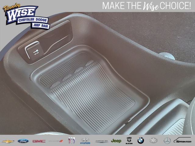 2027 Chrysler Pacifica PACIFICA SELECT