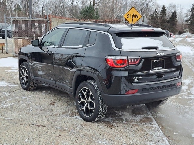2026 Jeep Compass COMPASS LIMITED 4X4
