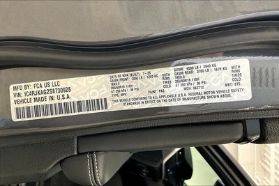 2025 Jeep Grand Cherokee GRAND CHEROKEE L LAREDO X 4X4