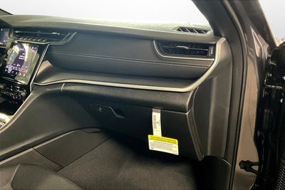 2025 Jeep Grand Cherokee GRAND CHEROKEE L LAREDO X 4X4