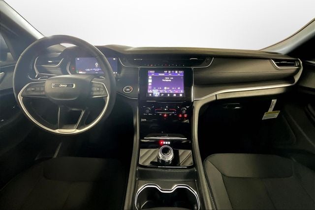 2025 Jeep Grand Cherokee GRAND CHEROKEE L LAREDO X 4X4