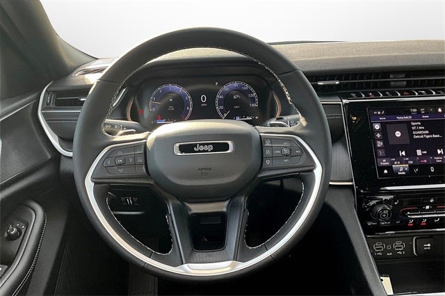 2025 Jeep Grand Cherokee GRAND CHEROKEE L ALTITUDE 4X4