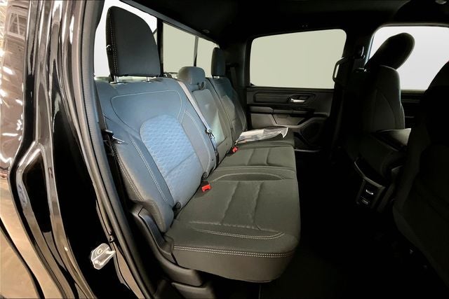 2026 RAM Ram 1500 RAM 1500 TRADESMAN CREW CAB 4X4 5'7' BOX