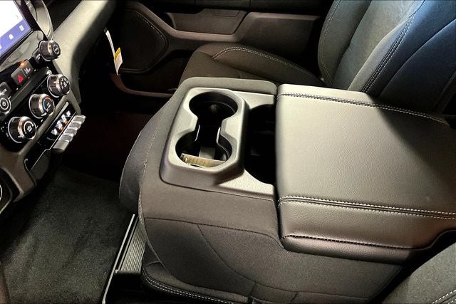 2026 RAM Ram 1500 RAM 1500 TRADESMAN CREW CAB 4X4 5'7' BOX