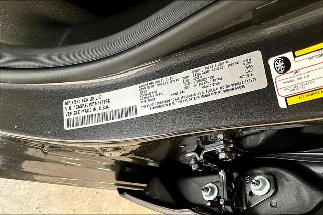 2026 RAM Ram 1500 RAM 1500 LARAMIE CREW CAB 4X4 5'7' BOX