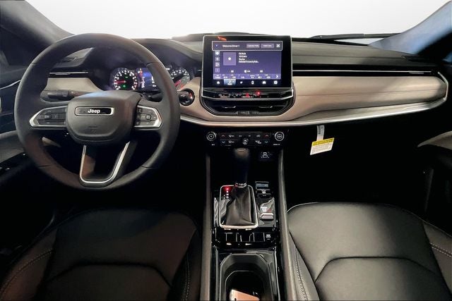 2025 Jeep Compass COMPASS LIMITED 4X4