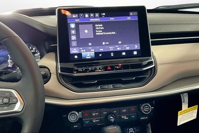 2025 Jeep Compass COMPASS LIMITED 4X4